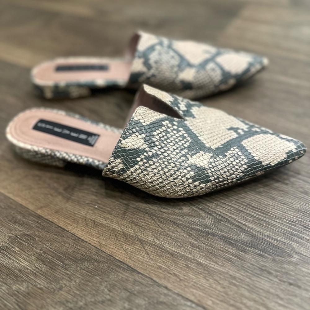 Steven By Steve Madden Black and Cream Mules with Snakeskin Pattern